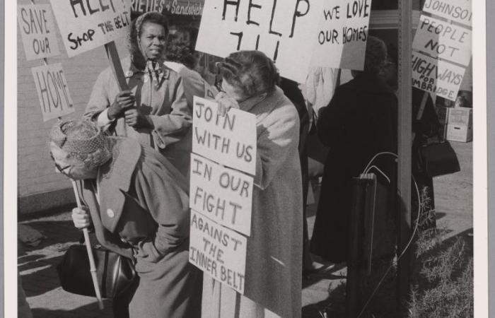 Protesting the building of the Inner Belt at Pres. Howard W. Johnson's inauguration, 1966