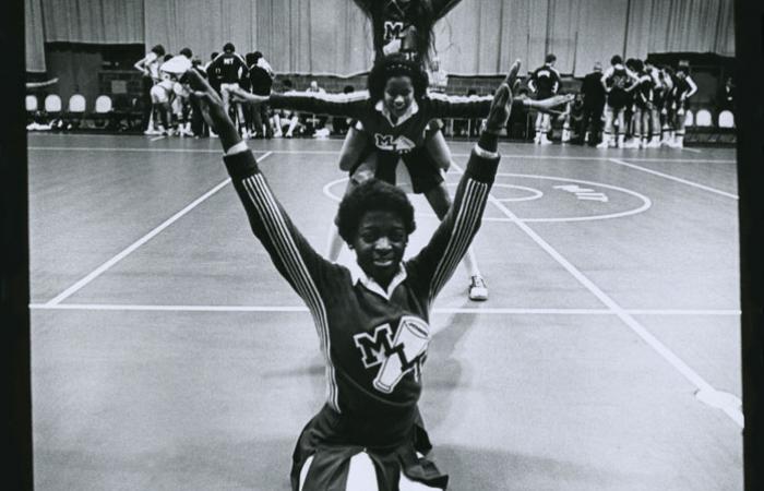 MIT cheerleaders, 1981