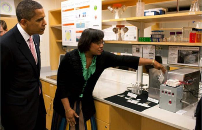 President Obama at the Hammond Lab