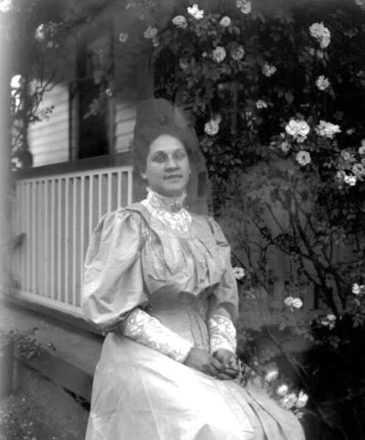 Beatrice Rochon Taylor, 1906