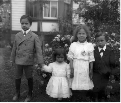 Robert R. Taylor's children, 1906