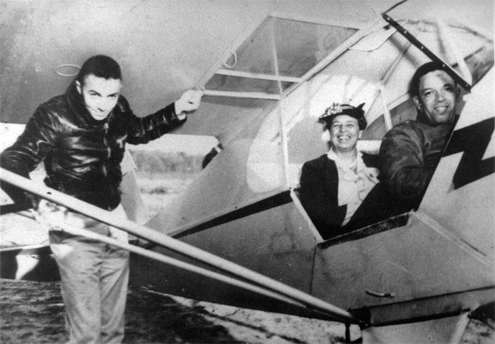 Eleanor Roosevelt visits Tuskegee, 1941